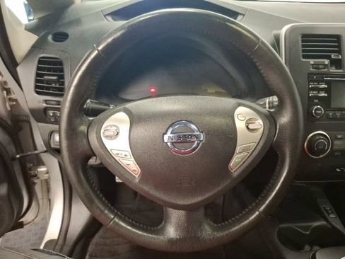 Used 2015 Nissan Leaf S w/ Charge Package FWD image 19