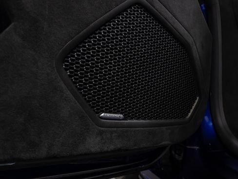 Used 2024 Lamborghini Huracan Tecnica RWD image 34