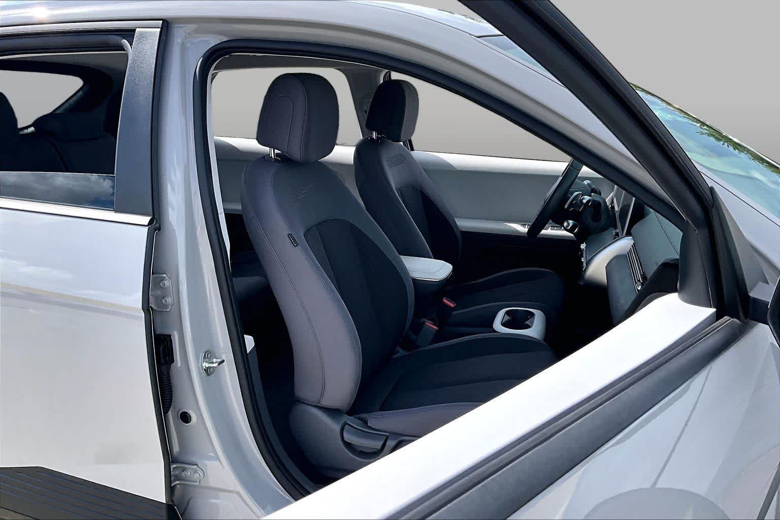 Used 2024 Hyundai Ioniq 5 SEL RWD image 8