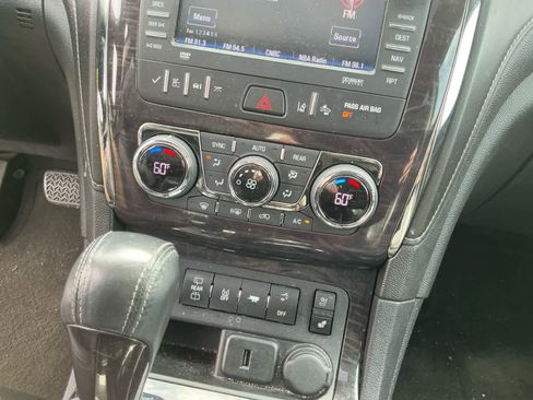 Used 2015 Buick Enclave Premium w/ Experience Buick Package image 22