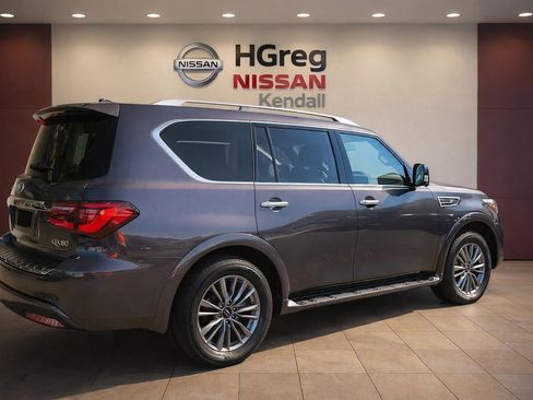Used 2024 INFINITI QX80 Luxe RWD image 6