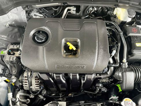 Used 2025 Kia Soul LX w/ LX Technology Package FWD image 31