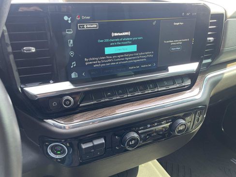 Used 2024 Chevrolet Silverado 1500 LT AWD/4WD image 15