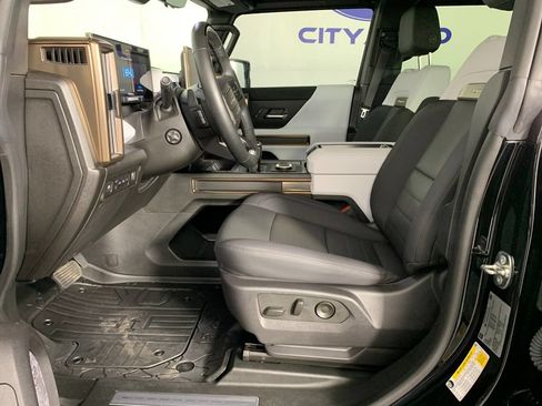 Used 2025 GMC Hummer EV 2X AWD/4WD image 15