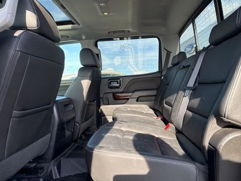 Used 2018 GMC Sierra 1500 SLT image 4
