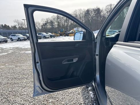 Used 2024 Ford Ranger XLT w/ FX4 Off-Road Package image 17