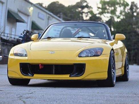 Used 2006 Honda S2000 image 19
