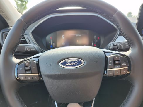 Used 2024 Ford Escape Active AWD/4WD image 29