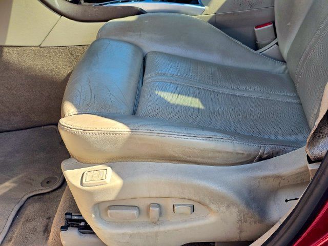 Used 2014 Cadillac SRX Premium AWD/4WD image 18