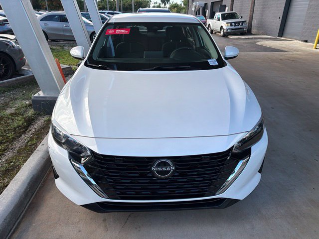 Used 2024 Nissan Sentra SV FWD image 9