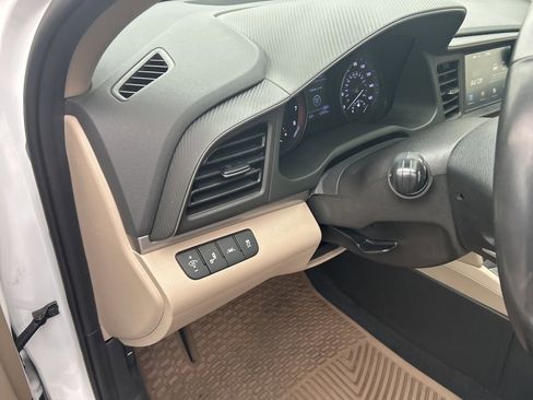 Used 2020 Hyundai Elantra Value Edition w/ Cargo Package (C1) image 13