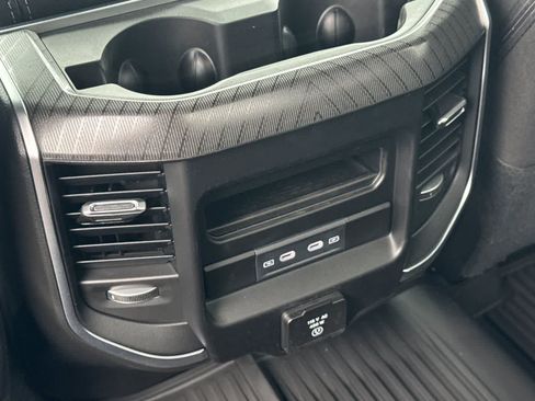 New 2026 RAM 3500 Big Horn AWD/4WD image 15
