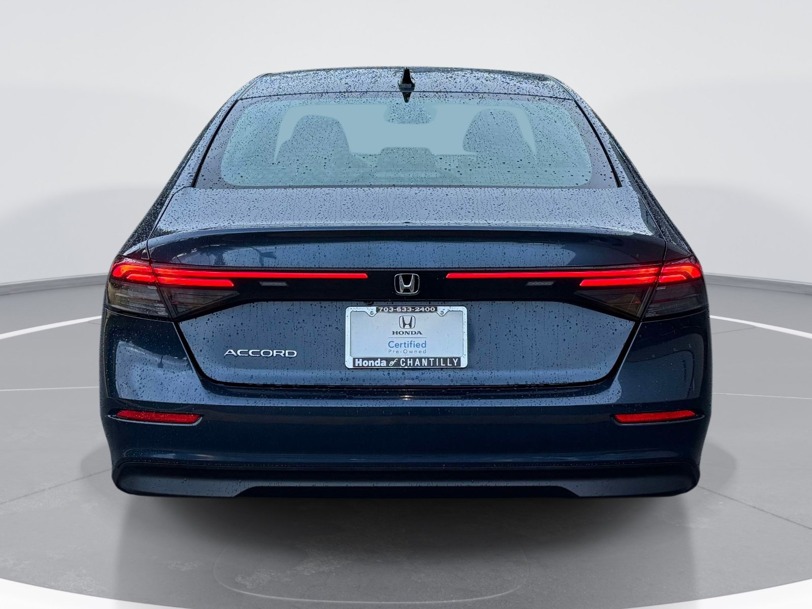 Certified 2025 Honda Accord SE image 3