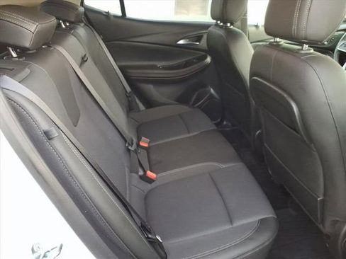 Used 2023 Buick Encore GX Select w/ Safety Package II image 22