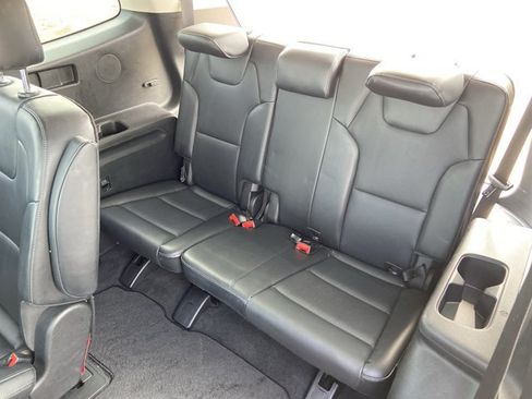 Used 2025 Kia Telluride S FWD image 49