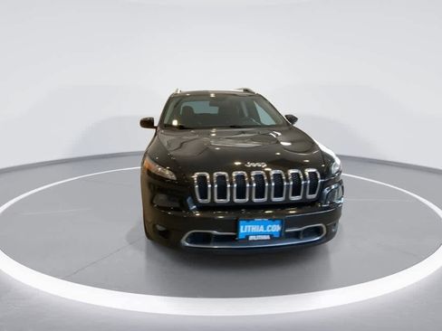 Used 2016 Jeep Cherokee Limited FWD image 3