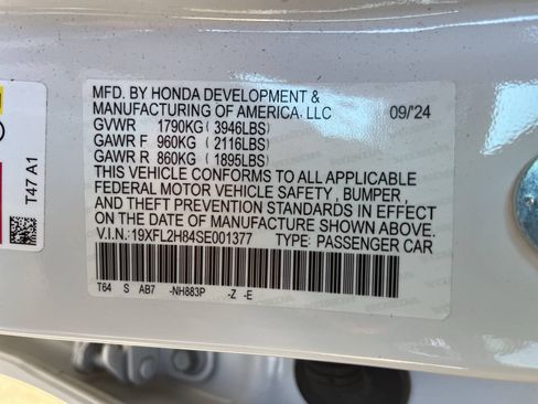 Used 2025 Honda Civic Sport image 14