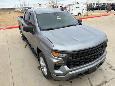 Used 2023 Chevrolet Silverado 1500 Custom image 11