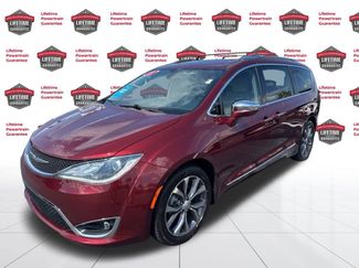 Used 2017 Chrysler Pacifica Limited video 1