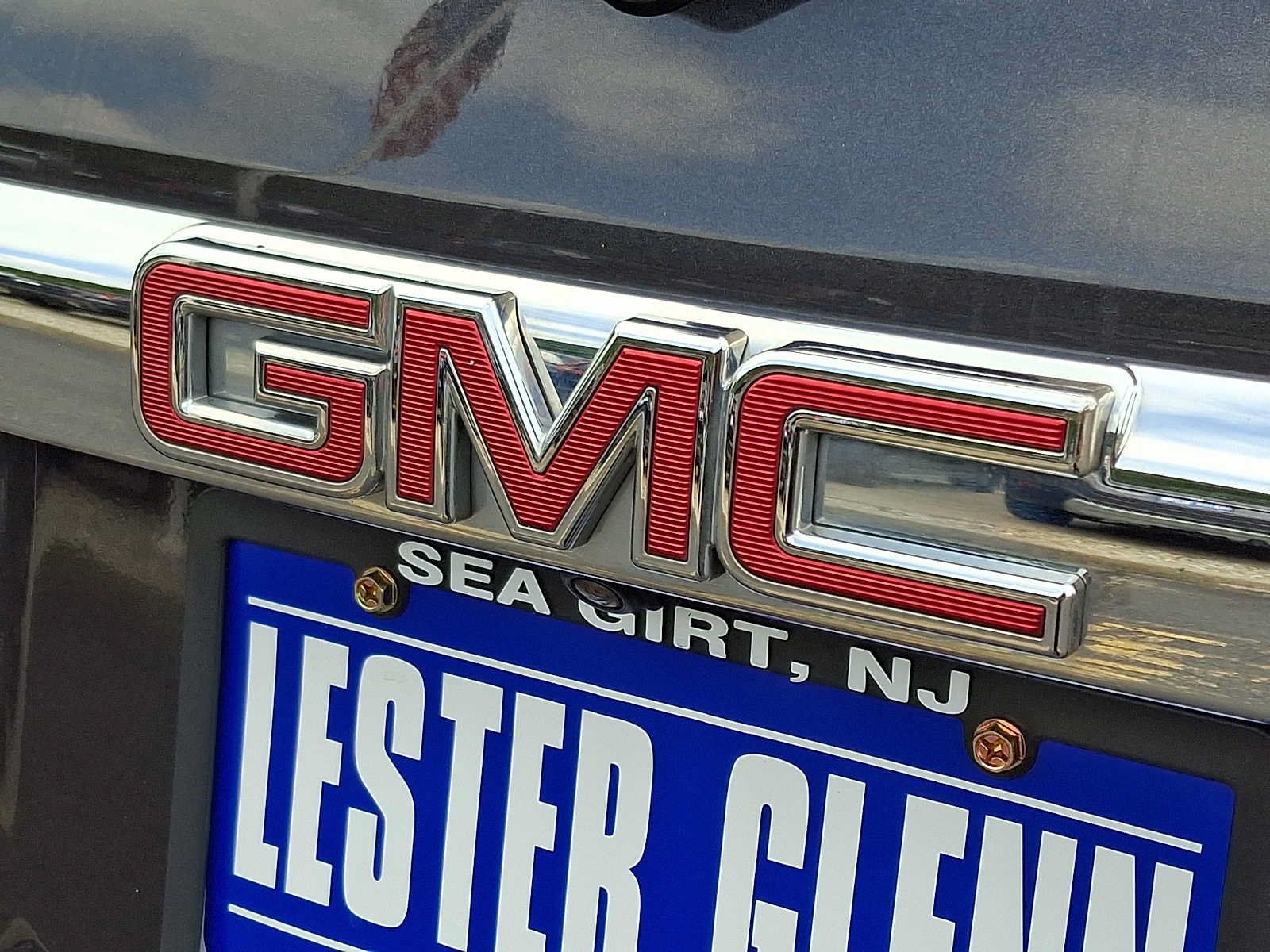 Used 2019 GMC Acadia SLE AWD/4WD image 30