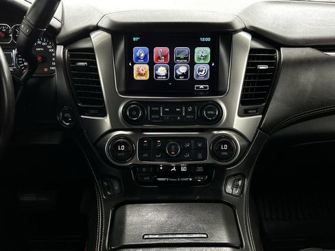 Used 2018 Chevrolet Tahoe Premier RWD image 18