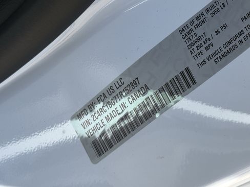 New 2026 Chrysler Pacifica Select image 27