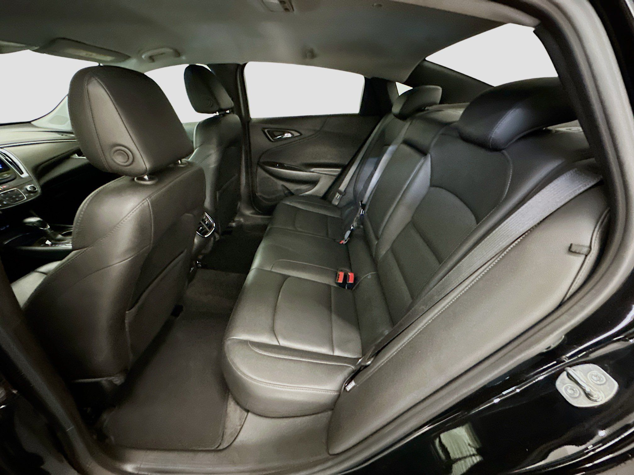 Used 2024 Chevrolet Malibu LT FWD image 28