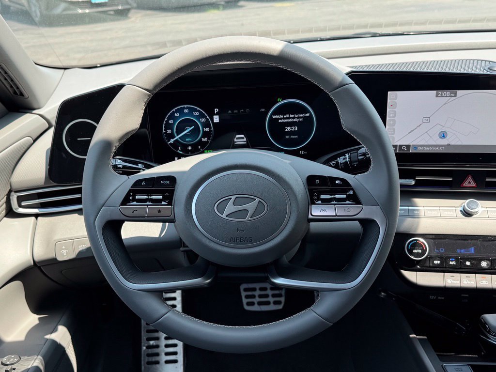 New 2026 Hyundai Elantra SEL FWD image 18