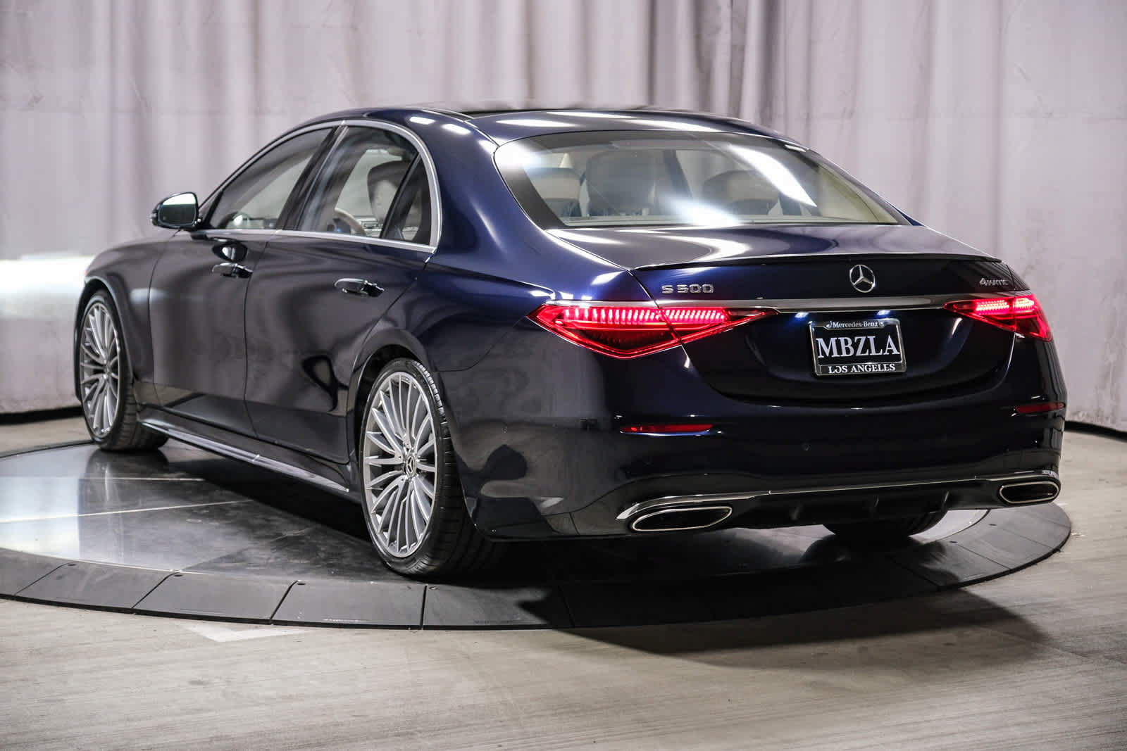 Certified 2022 Mercedes-Benz S 500 4MATIC image 2