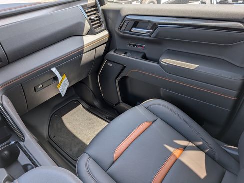 New 2026 GMC Sierra 1500 AT4 w/ AT4 Premium Package image 16