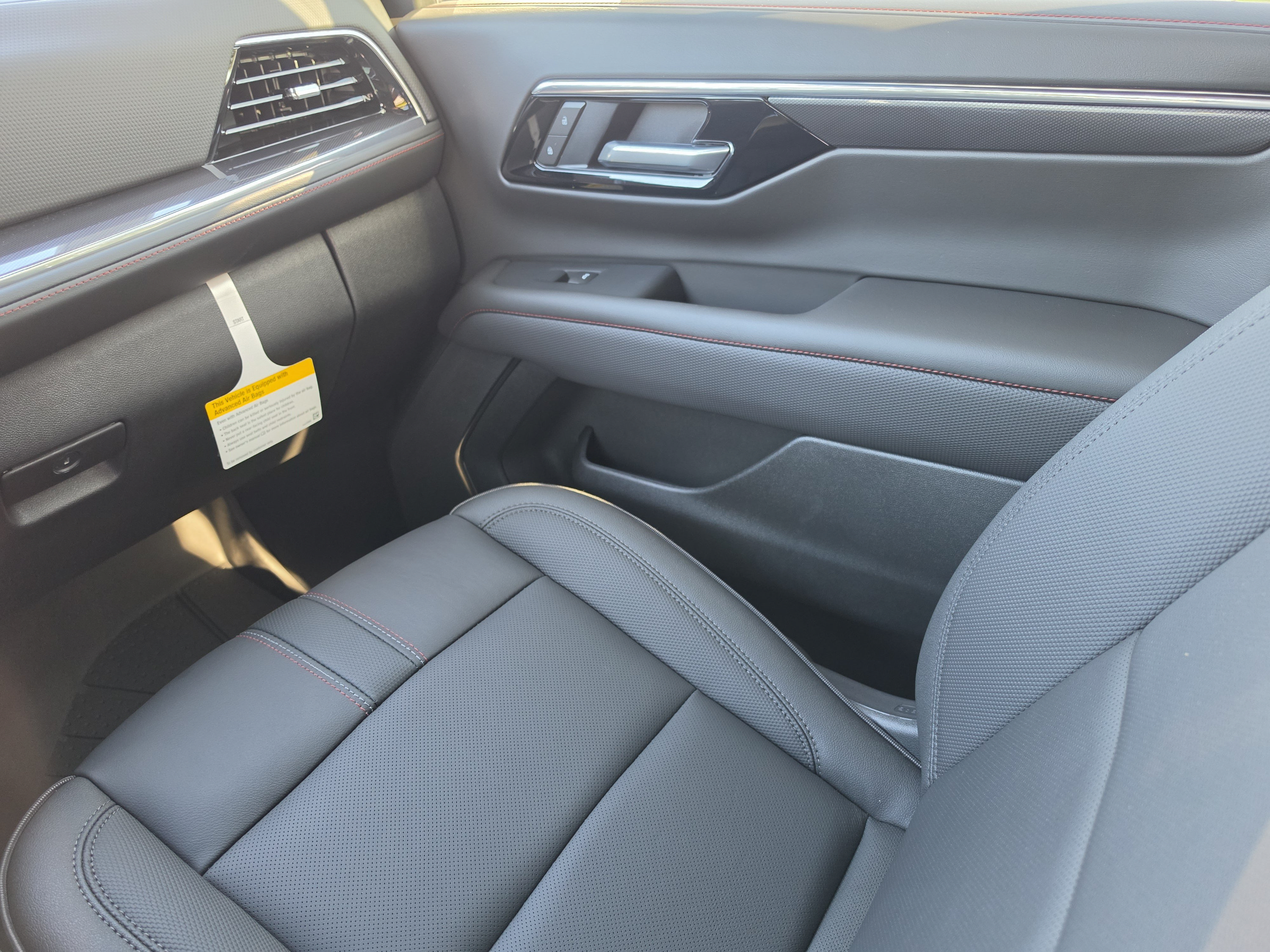 New 2026 Chevrolet Tahoe RST w/ Sun And Tow Package AWD/4WD image 22