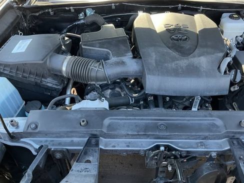 Used 2023 Toyota Tacoma TRD Pro AWD/4WD image 24