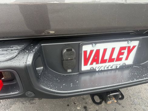 Used 2020 Jeep Gladiator Rubicon AWD/4WD image 48