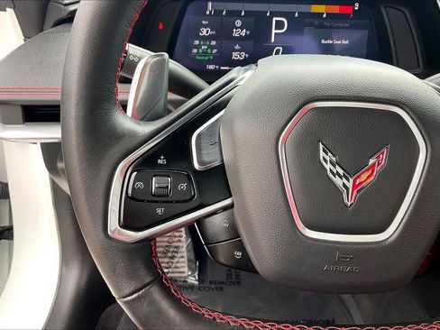 Used 2022 Chevrolet Corvette Stingray Coupe w/ Z51 Performance Package RWD image 20