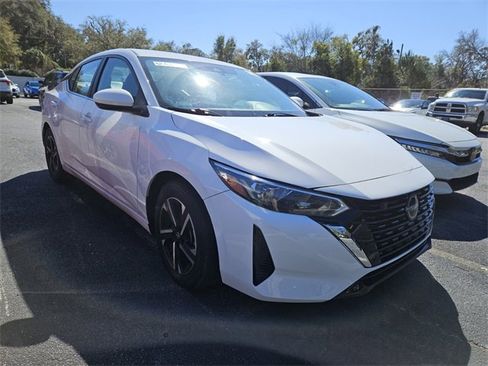 Used 2024 Nissan Sentra SV image 5