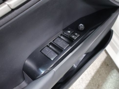Used 2025 Toyota Camry LE FWD image 14