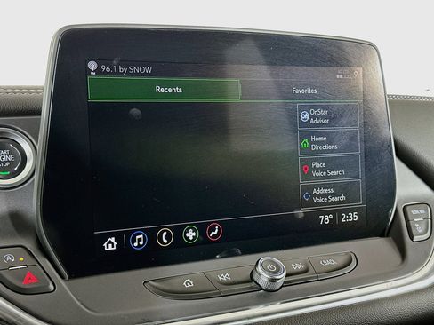 Used 2025 Chevrolet Blazer LT FWD image 22