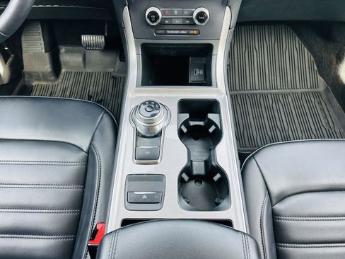 Used 2024 Ford Edge SEL w/ Convenience Package image 23