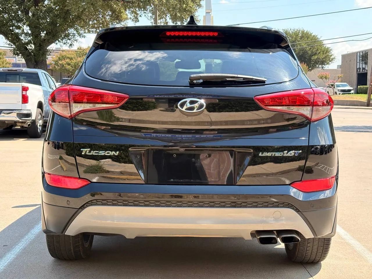 Used 2018 Hyundai Tucson Limited w/ Ultimate Package 02 FWD image 4
