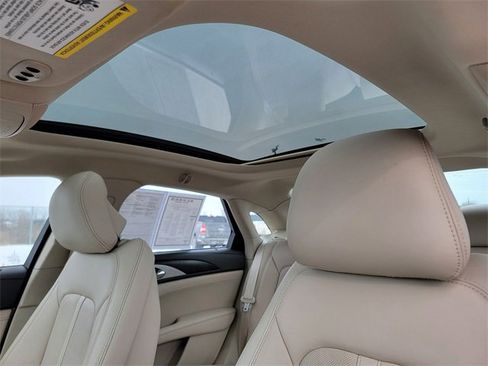 Used 2019 Lincoln MKZ Reserve w/ Luxury Package image 4