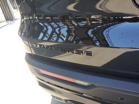 New 2026 Chevrolet Traverse LT w/ Midnight/Sport Edition image 7