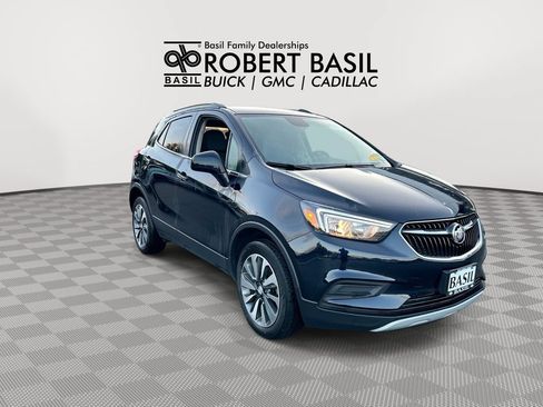 Used 2022 Buick Encore Preferred w/ Safety Package AWD/4WD image 2