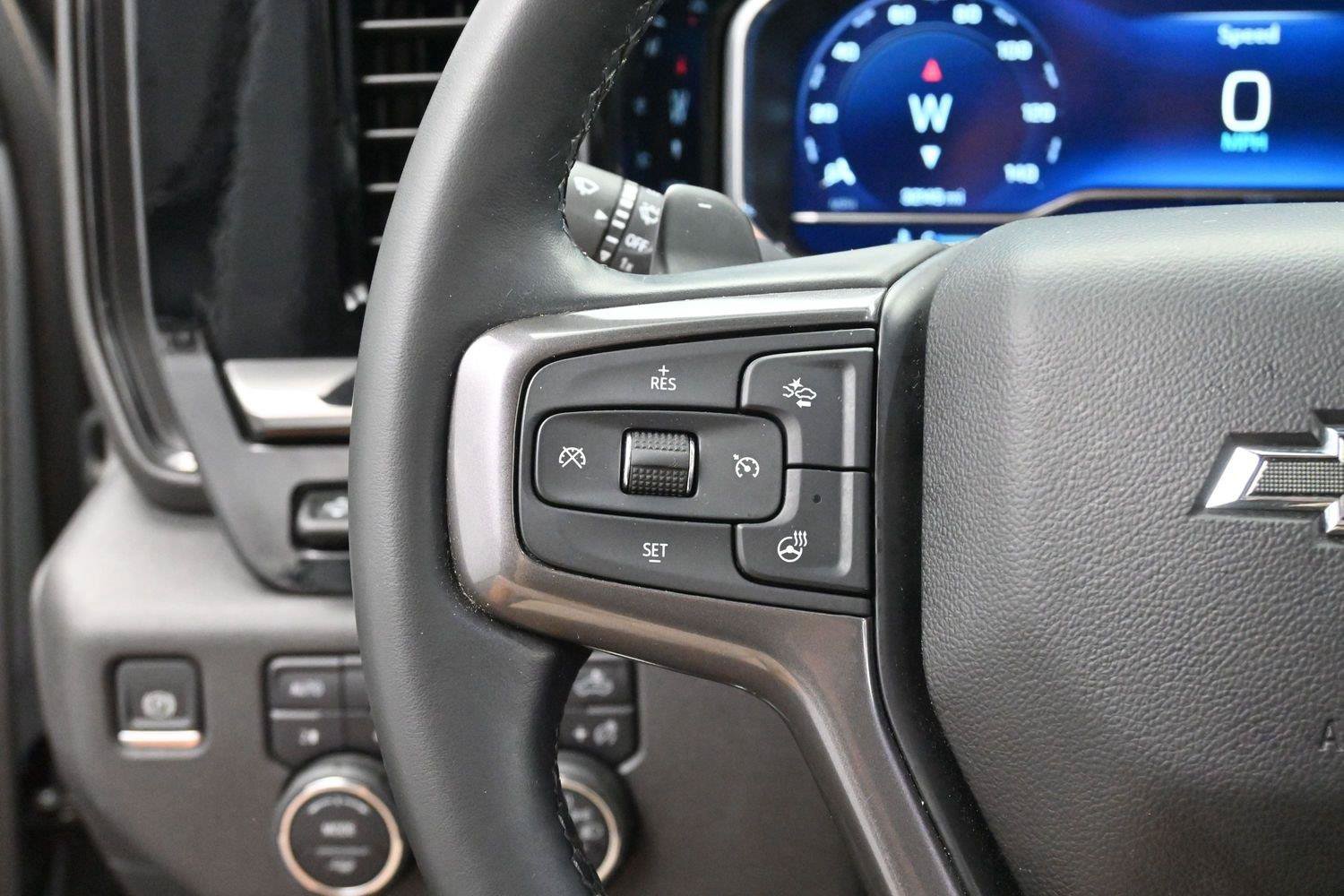 Used 2024 Chevrolet Silverado 1500 ZR2 w/ Technology Package AWD/4WD image 17
