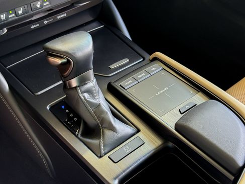 Used 2021 Lexus ES 350 w/ Premium Package FWD image 28