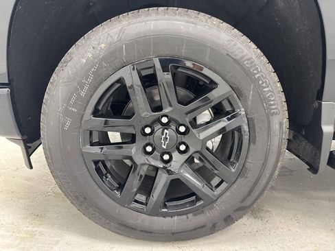 New 2026 Chevrolet Silverado 1500 RST w/ Dark Appearance Package AWD/4WD image 39