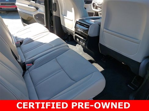 Used 2023 Jeep Wagoneer Series III w/ Preferred Equipment Group image 12