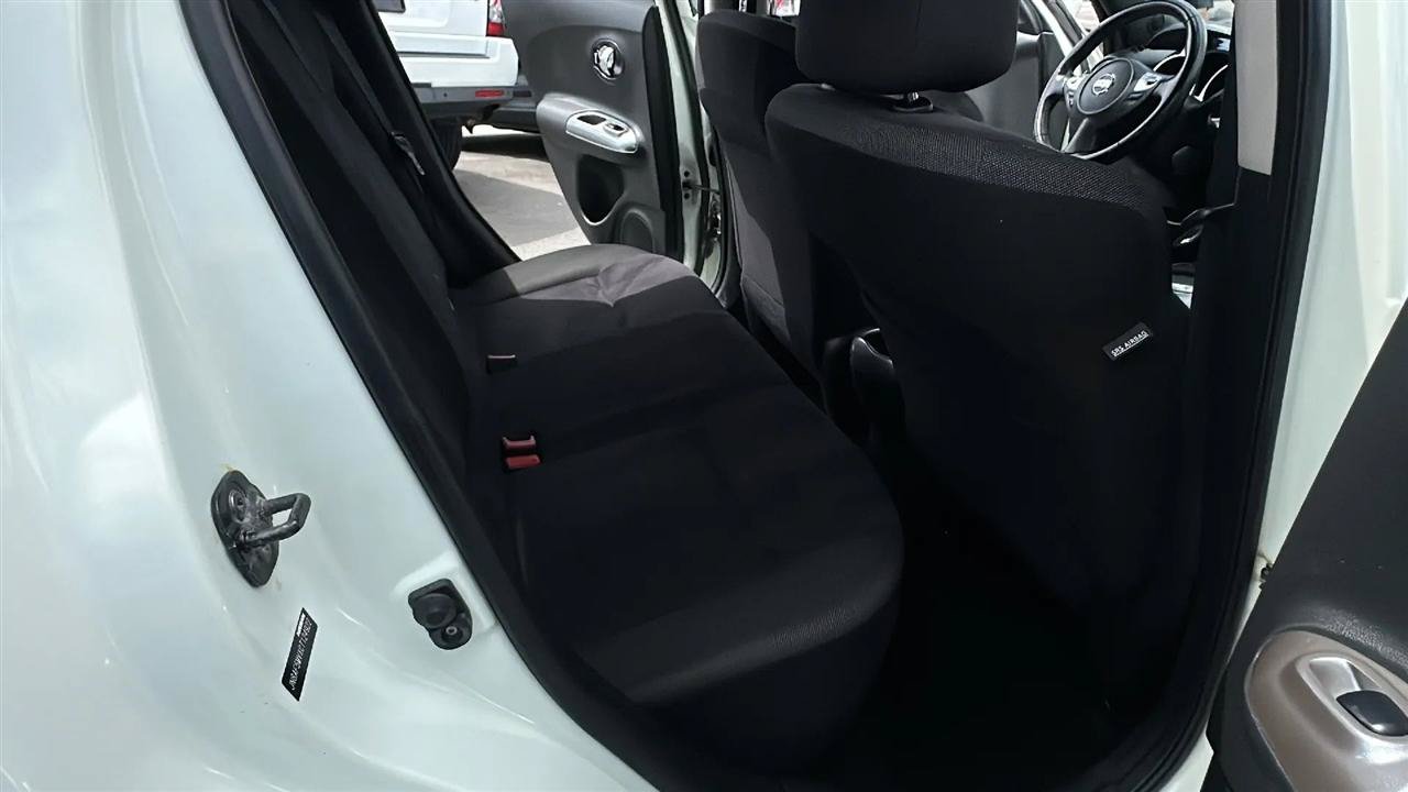 Used 2012 Nissan Juke SV AWD/4WD image 28