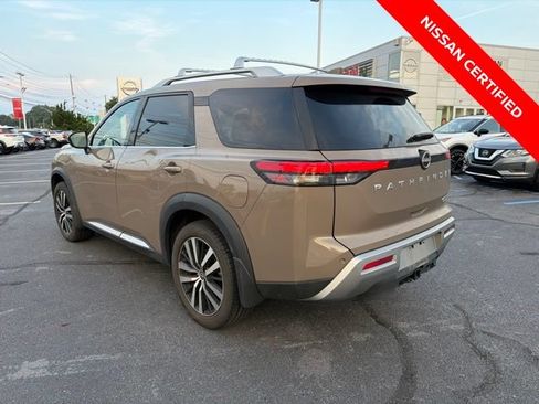 Certified 2023 Nissan Pathfinder Platinum AWD/4WD image 6