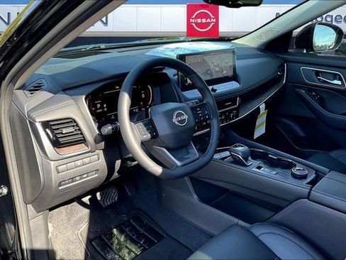 New 2026 Nissan Rogue Platinum w/ Platinum Premium Package image 5