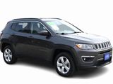 Used 2019 Jeep Compass Latitude w/ Cold Weather Group image 3
